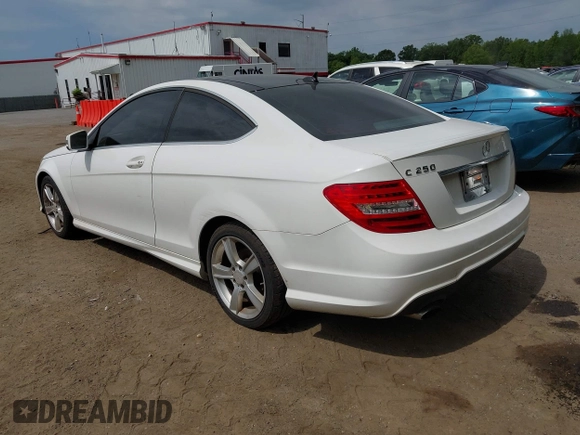 2013 Mercedes-Benz C 250 with VIN WDDGJ4HB5DF995845, listed as a IAAI auction lot 42226040 with 195,054 mi miles and . Bid and sale history available at DreamBid. Image 3.