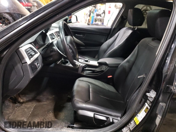 2014 BMW 3 Series 320i xDrive with VIN WBA3C3C51EP662839, listed as a Copart auction lot 54063825 with 88,272 mi miles and Clean Title. Bid and sale history available at carsss.com. Image 7.