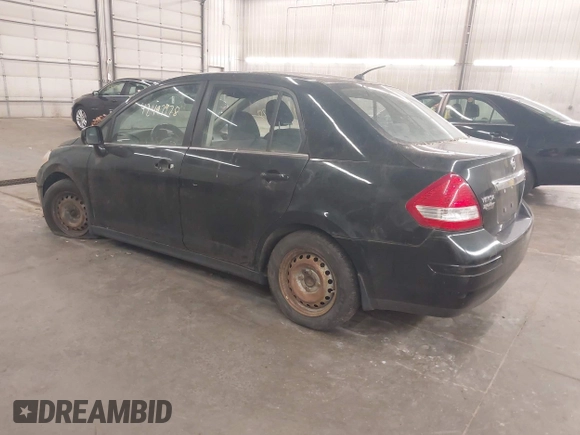 2007 Nissan Versa SL с VIN 3N1BC11E97L430772, выставлен на аукционе IAAI как лот 42497978 с пробегом 174 151 миль миль и . История ставок и продаж доступна на DreamBid. Изображение 3.