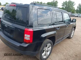 2016 Jeep Patriot Sport with VIN 1C4NJPBB9GD554487, listed as a IAAI auction lot 42796788 with 151,086 mi miles and . Bid and sale history available at DreamBid. Image 4.