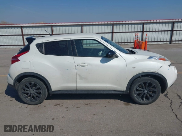 2014 Nissan Juke SL with VIN JN8AF5MV3ET358838, listed as a IAAI auction lot 41904916 with 86,273 mi miles. Bid and sale history available at carsss.com. Image 13.