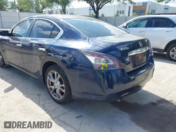 2014 Nissan Maxima SV z VIN 1N4AA5AP3EC480086, wystawiony jako IAAI lot #42040820 z przebiegiem 156 947 mil mil oraz . Historia ofert i sprzedaży dostępna na DreamBid. Obrazek 3.