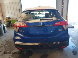 2022 Honda HR-V Sport with VIN 3CZRU6H11NM757838, listed as a IAAI auction lot 41346798 with 30,092 mi miles. Bid and sale history available at carsss.com. Image 16.