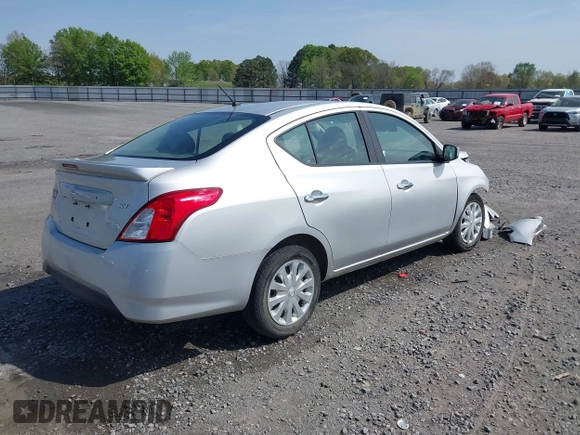 2019 Nissan Versa SV z VIN 3N1CN7AP5KL862481, wystawiony jako IAAI lot #41921907 z przebiegiem 156 124 mil mil oraz . Historia ofert i sprzedaży dostępna na DreamBid. Obrazek 4.