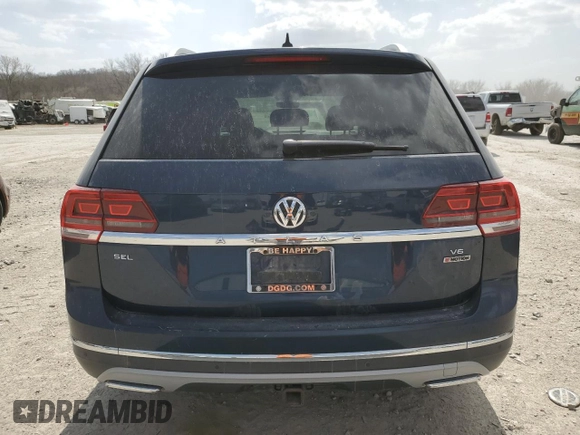 2018 Volkswagen Atlas SEL with VIN 1V2MR2CA4JC526735, listed as a Copart auction lot 48116255 with 121,838 mi miles and Salvage title. Bid and sale history available at DreamBid. Image 6.