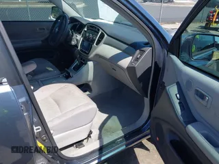 2007 Toyota Highlander z VIN JTEGW21A670019626, wystawiony jako IAAI lot #42281729 z przebiegiem 325 668 mil mil oraz . Historia ofert i sprzedaży dostępna na DreamBid. Obrazek 5.