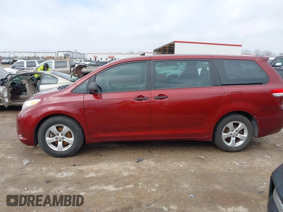 2013 Toyota Sienna L with VIN 5TDZK3DC4DS346384, listed as a IAAI auction lot 41517719 with 91,505 mi miles. Bid and sale history available at carsss.com. Image 14.