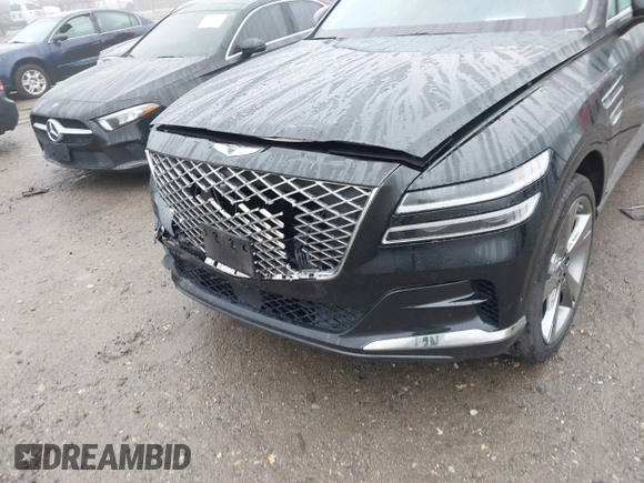 2024 Genesis GV80 with VIN KMUHCESC2RU168319, listed as a IAAI auction lot 41875754 with 33,286 mi miles and . Bid and sale history available at DreamBid. Image 6.