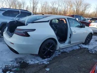 2020 Nissan Maxima SR with VIN 1N4AA6EV7LC385655, listed as a Copart auction lot 45898865 with 41,924 mi miles and Salvage title. Bid and sale history available at DreamBid. Image 3.