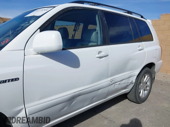 2006 Toyota Highlander z VIN JTEDW21A660002214, wystawiony jako IAAI lot #41273244 z przebiegiem 142 801 mil mil oraz . Historia ofert i sprzedaży dostępna na DreamBid. Obrazek 6.