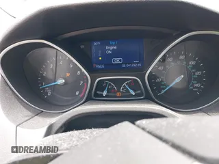 2014 Ford Focus SE z VIN 1FADP3K20EL173638, wystawiony jako IAAI lot #42265687 z przebiegiem 41 792 mil mil oraz . Historia ofert i sprzedaży dostępna na DreamBid. Obrazek 7.