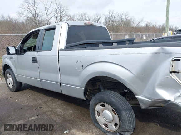 2009 Ford F-150 STX with VIN 1FTRX12W09FA01525, listed as a IAAI auction lot 41675894 with 245,793 mi miles. Bid and sale history available at carsss.com. Image 14.