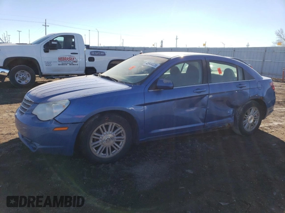 2007 Chrysler Sebring Touring z VIN 1C3LC56K77N523429, wystawiony jako Copart lot #46944025 z przebiegiem Nie podano mil oraz Szkody całkowita. Historia ofert i sprzedaży dostępna na DreamBid. Obrazek 1.