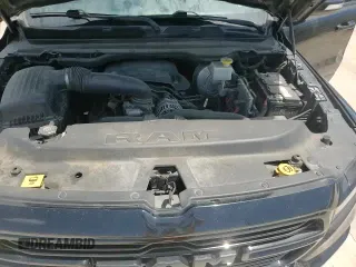 2019 Ram 1500 Big Horn z VIN 1C6RREFT4KN684480, wystawiony jako Copart lot #68714285 z przebiegiem 132 330 mil mil oraz Szkoda całkowita • Salvage title. Historia ofert i sprzedaży dostępna na DreamBid. Obrazek 15.