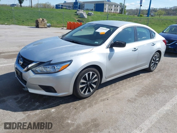 2018 Nissan Altima SR with VIN 1N4AL3APXJC258864, listed as a IAAI auction lot 42018305 with 59,265 mi miles and . Bid and sale history available at carsss.com. Image 17.