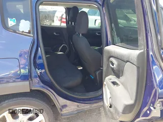2017 Jeep Renegade Latitude z VIN ZACCJABB1HPG29285, wystawiony jako IAAI lot #42081075 z przebiegiem 62 311 mil mil oraz . Historia ofert i sprzedaży dostępna na DreamBid. Obrazek 8.