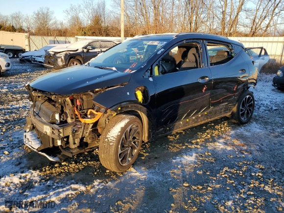 2022 Chevrolet Bolt EUV Premier with VIN 1G1FZ6S0XN4117545, listed as a Copart auction lot 86611474 with 33,105 mi miles and Salvage Title. Bid and sale history available at carsss.com. Image 1.