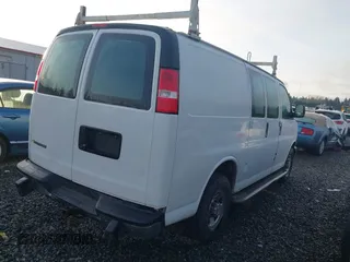 2018 Chevrolet Express Cargo Van with VIN 1GCWGAFG4J1904400, listed as a IAAI auction lot 41754700 with 119,196 mi miles. Bid and sale history available at carsss.com. Image 4.