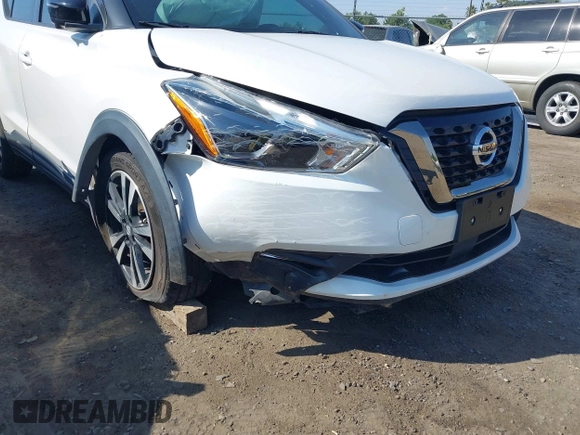 2020 Nissan Kicks SR z VIN 3N1CP5DV4LL485202, wystawiony jako IAAI lot #42195025 z przebiegiem 44 528 mil mil oraz . Historia ofert i sprzedaży dostępna na DreamBid. Obrazek 6.