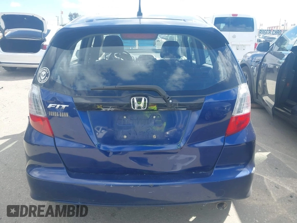2013 Honda Fit Sport with VIN JHMGE8H50DC052326, listed as a IAAI auction lot 41798913 with 140,894 mi miles. Bid and sale history available at carsss.com. Image 16.