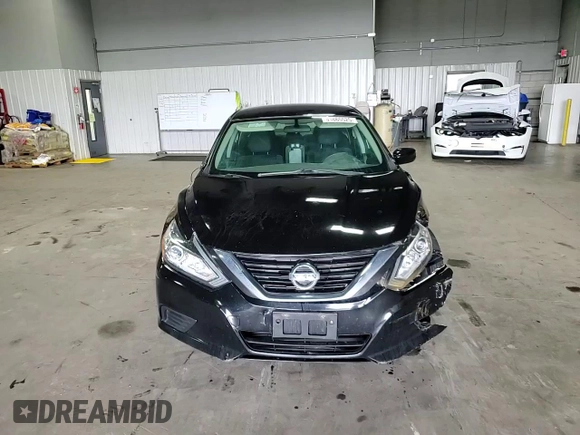 2017 Nissan Altima S z VIN 1N4AL3AP0HN359359, wystawiony jako Copart lot #51865525 z przebiegiem 99 708 mil mil oraz Szkoda całkowita • Salvage title. Historia ofert i sprzedaży dostępna na DreamBid. Obrazek 10.