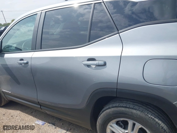 2024 GMC Terrain SLE with VIN 3GKALMEGXRL249516, listed as a IAAI auction lot 41894971 with 39,111 mi miles. Bid and sale history available at carsss.com. Image 14.