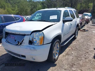 2013 GMC Yukon Denali with VIN 1GKS2EEF6DR308681, listed as a IAAI auction lot 41765321 with 190,321 mi miles. Bid and sale history available at carsss.com. Image 17.