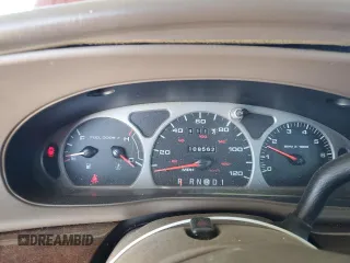 1999 Mercury Sable GS z VIN 1MEFM50U5XA637869, wystawiony jako Copart lot #41387635 z przebiegiem 108 562 mil mil oraz Szkody całkowita. Historia ofert i sprzedaży dostępna na DreamBid. Obrazek 9.