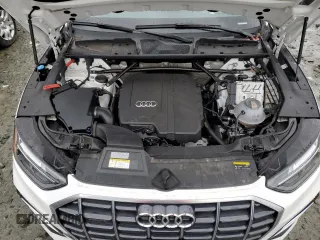 2021 Audi Q5 Premium with VIN WA1AAAFYXM2002847, listed as a Copart auction lot 71785692 with 25,650 mi miles. Bid and sale history available at carsss.com. Image 12.