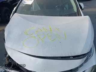 2017 Toyota Prius Plus z VIN JTDKARFP5H3052149, wystawiony jako IAAI lot #41803408 z przebiegiem Nie podano mil oraz . Historia ofert i sprzedaży dostępna na DreamBid. Obrazek 10.