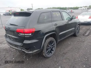 2019 Jeep Grand Cherokee Upland z VIN 1C4RJFAG5KC546426, wystawiony jako IAAI lot #42356098 z przebiegiem 101 480 mil mil oraz . Historia ofert i sprzedaży dostępna na DreamBid. Obrazek 4.
