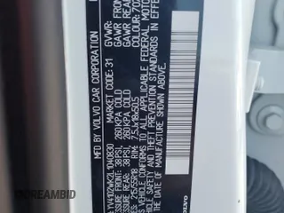 2020 Volvo V60 z VIN YV4102WK2L1040830, wystawiony jako Copart lot #60741723 z przebiegiem 55 640 mil mil oraz . Historia ofert i sprzedaży dostępna na DreamBid. Obrazek 12.