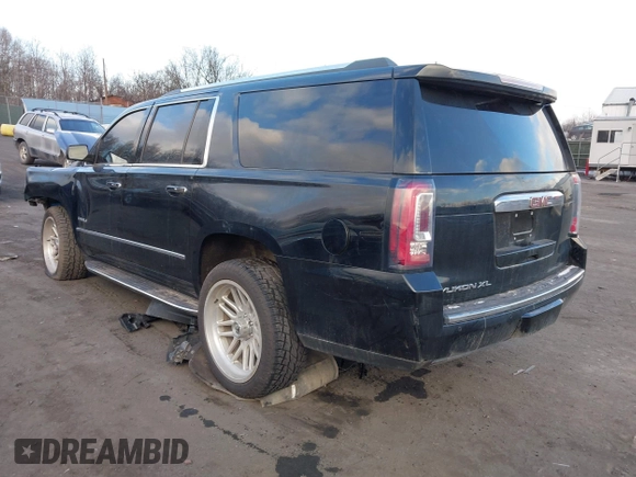 2020 GMC Yukon XL Denali with VIN 1GKS2HKJ9LR162043, listed as a IAAI auction lot 41351046 with 93,358 mi miles. Bid and sale history available at carsss.com. Image 3.