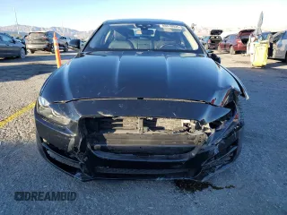2018 Jaguar XE 25t with VIN SAJAR4FX6JCP27215, listed as a Copart auction lot 88518935 with 75,559 mi miles and Salvage Title. Bid and sale history available at carsss.com. Image 5.