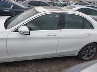 2019 Mercedes-Benz C 300 with VIN 55SWF8DB0KU284459, listed as a IAAI auction lot 40895273 with Not provided miles and . Bid and sale history available at DreamBid. Image 14.