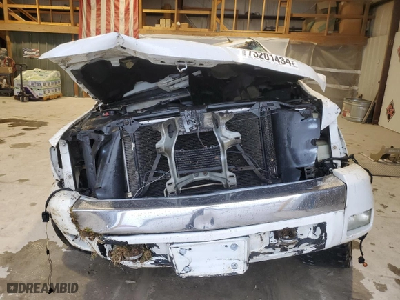 2009 Chevrolet Silverado 1500 LTZ with VIN 3GCEK33349G236747, listed as a Copart auction lot 83651674 with 231,238 mi miles and Non Repairable. Bid and sale history available at carsss.com. Image 5.