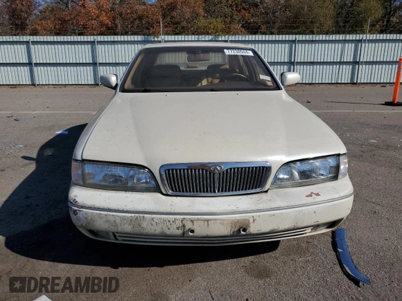 1994 Infiniti Q45 z VIN JNKNG01D3RM252218, wystawiony jako Copart lot #77230944 z przebiegiem 69 069 mil mil oraz Czysty tytuł • Clean title. Historia ofert i sprzedaży dostępna na DreamBid. Obrazek 5.