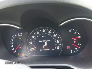 2014 Kia Sorento EX with VIN 5XYKU4A70EG516330, listed as a IAAI auction lot 42462400 with 146,221 mi miles and . Bid and sale history available at DreamBid. Image 7.