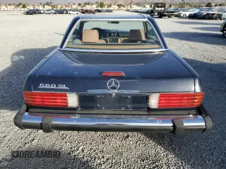 1988 Mercedes-Benz 560 SL with VIN WDBBA48D3JA075404, listed as a Copart auction lot 87551575 with 154,527 mi miles and Clean Title. Bid and sale history available at carsss.com. Image 6.