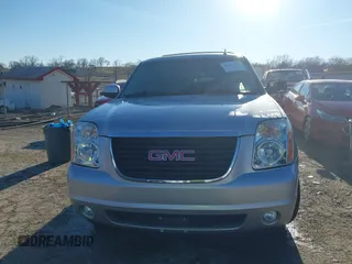 2013 GMC Yukon SLT with VIN 1GKS1CE04DR180881, listed as a IAAI auction lot 41647032 with 187,228 mi miles. Bid and sale history available at carsss.com. Image 12.