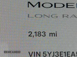 2024 Tesla Model 3 z VIN 5YJ3E1EA5RF870377, wystawiony jako IAAI lot #41933727 z przebiegiem 2 183 mil mil oraz . Historia ofert i sprzedaży dostępna na DreamBid. Obrazek 7.