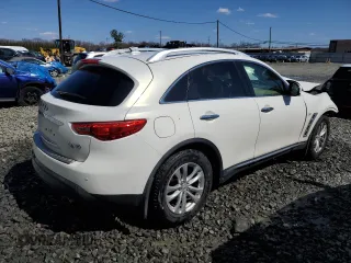 2014 Infiniti QX70 z VIN JN8CS1MU8EM450011, wystawiony jako Copart lot #47757235 z przebiegiem Nie podano mil oraz Szkoda całkowita • Salvage title. Historia ofert i sprzedaży dostępna na DreamBid. Obrazek 3.