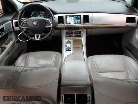 2015 Jaguar XF I4 T Premium with VIN SAJWA0FS0FPU48322, listed as a Copart auction lot 43970895 with 96,155 mi miles and Salvage Title. Bid and sale history available at carsss.com. Image 8.