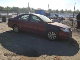 2004 Toyota Camry LE z VIN 4T1BE30K44U299631, wystawiony jako Copart lot #53949745 z przebiegiem 247 444 mil mil oraz Szkoda całkowita • Salvage title. Historia ofert i sprzedaży dostępna na DreamBid. Obrazek 4.