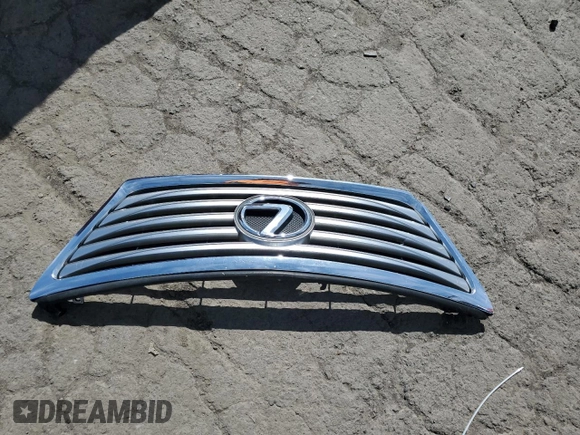 2010 Lexus LS 460 with VIN JTHCL5EF2A5008358, listed as a Copart auction lot 52795035 with 103,223 mi miles and Salvage title. Bid and sale history available at DreamBid. Image 12.