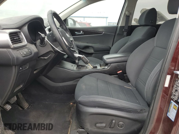 2020 Kia Sorento LX with VIN 5XYPG4A37LG659928, listed as a Copart auction lot 46437335 with 109,802 mi miles and Salvage Title. Bid and sale history available at carsss.com. Image 7.