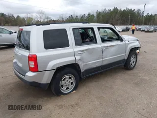 2012 Jeep Patriot Sport with VIN 1C4NJPBA6CD632452, listed as a IAAI auction lot 41833265 with 218,320 mi miles and . Bid and sale history available at DreamBid. Image 4.