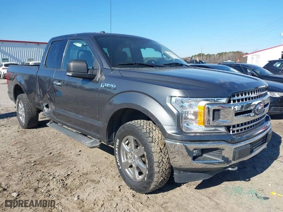 2018 Ford F-150 XL with VIN 1FTEX1EB9JFE69233, listed as a IAAI auction lot 41289248 with 167,102 mi miles. Bid and sale history available at carsss.com. Image 1.
