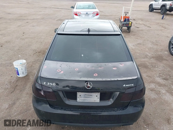 2010 Mercedes-Benz E 350 Luxury z VIN WDDHF8HB4AA116700, wystawiony jako IAAI lot #42148303 z przebiegiem 120 438 mil mil oraz . Historia ofert i sprzedaży dostępna na DreamBid. Obrazek 6.