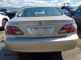 2002 Lexus ES 300 with VIN JTHBF30G020083372, listed as a Copart auction lot 51644445 with 134,444 mi miles and Clean Title. Bid and sale history available at DreamBid. Image 6.